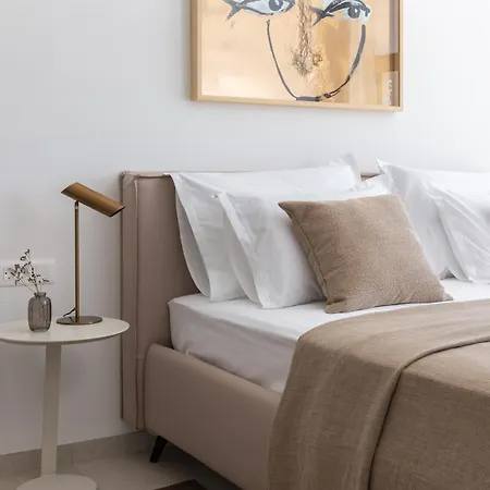 Luxury Maris *