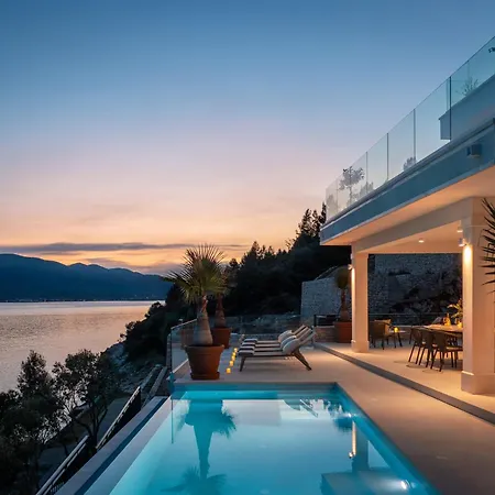 Luxury Maris